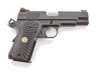 Wilson Combat CQB Commander Compact 4,25″, ráže 9×19 mm Wilson Combat CQB Commander Compact 4,25″, ráže 9×19 mm